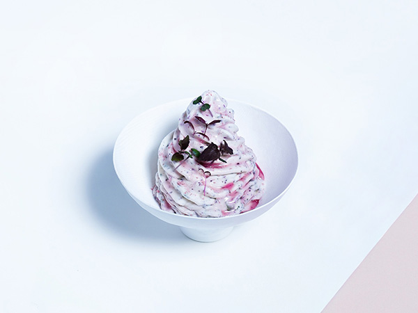 「OTM ICECREAM」のお花見限定アイスクリーム SAKURA