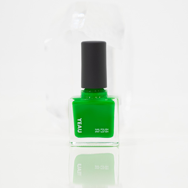 YEAUの「YEAU nail polish」の『01 sheer green』