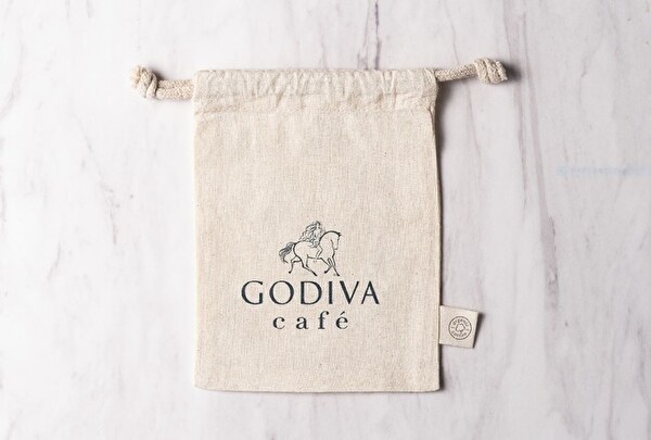 「GODIVA café Hibiya」のオープニング特典「オーガニックコットン製巾着」