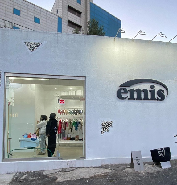 韓国にあるemisの店舗