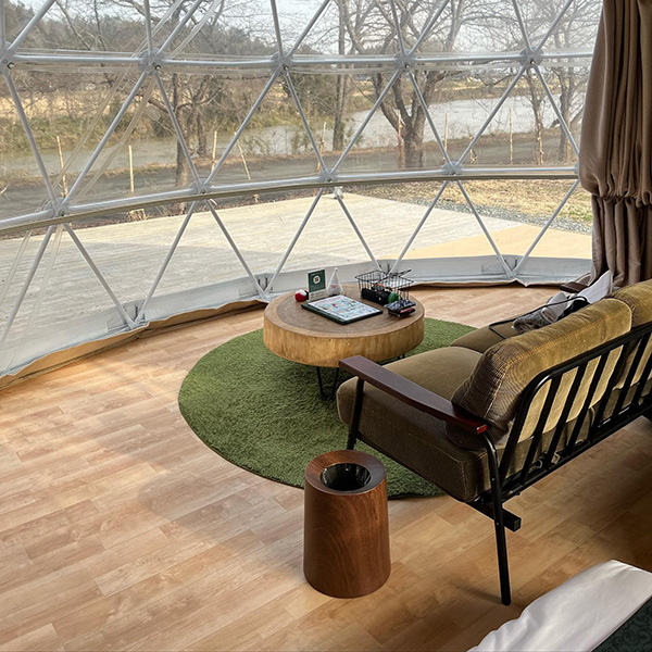山形・村山にあるグランピング施設「yamagata glam」のドーム型客室の様子