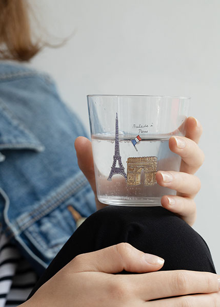 rihkaとイザベル・ボワノさんのコラボレーションアイテムの「glass cup」