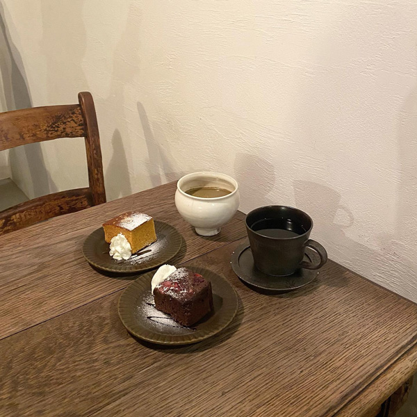京都・御幸町「プルミエ エタージュ（1er ETAGE）」の『自家製ケーキ』
