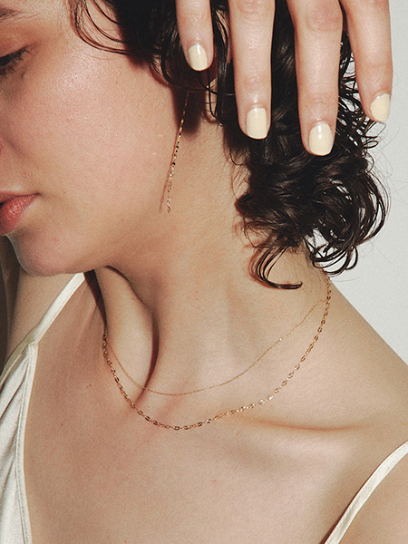 「les bon bon」の「venus layer necklace」