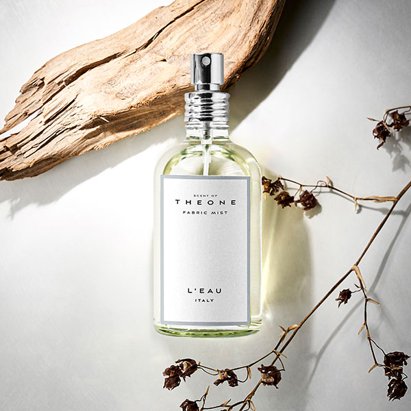 SCENT OF THE ONEの「SCENT OF THE ONE FABRIC MIST」の『L`EAU（ロー）』