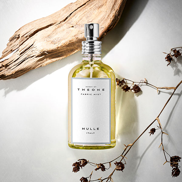 SCENT OF THE ONEの「SCENT OF THE ONE FABRIC MIST」の『NULLE（ヌル）』