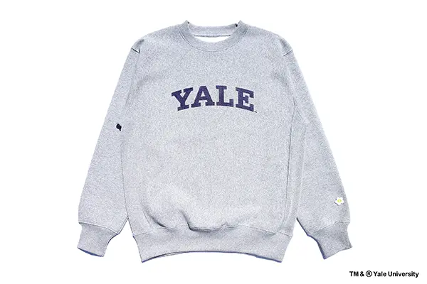 「MARC HARN」と「イェール大学」とのコラボスウェット「Yale Arch Logo Heavy Weight Crew Neck Sweatshirt Model 23.001」