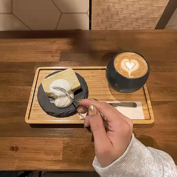 札幌にあるカフェCLAXON CoffeeRoastersのチーズケーキ