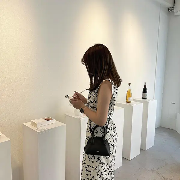 メニューが展示された“美術館みたいなカフェ”がオープン。大阪にできた「bluepear store」に行ってみたい！