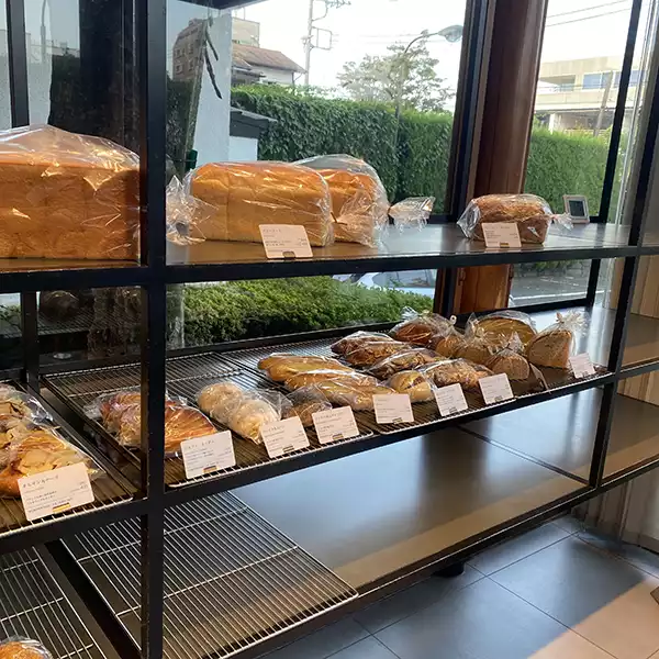 世田谷にある「等々力渓谷」から徒歩15分ほどの場所にあるパン屋「RITUEL」のパン