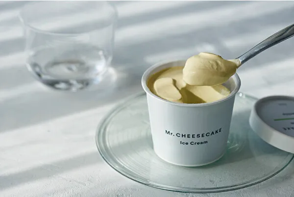 Mr. CHEESECAKEの新作アイスクリーム「Mr. CHEESECAKE Ice Cream Pistachio」