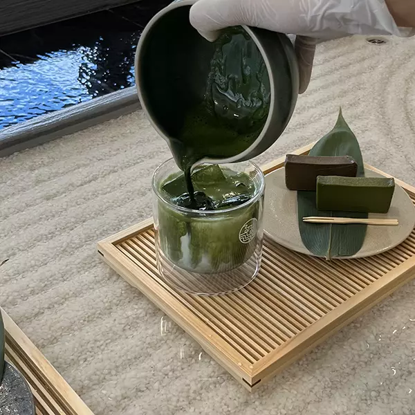 鎌倉の「RURU KAMAKURA」のお抹茶ラテ