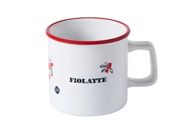 スイーツブランド「FiOLATTE」のオリジナルマグカップ
