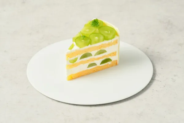 Patisserie Minimal 祖師ヶ谷大蔵の季節限定ケーキ「シャインマスカットのショートケーキ」