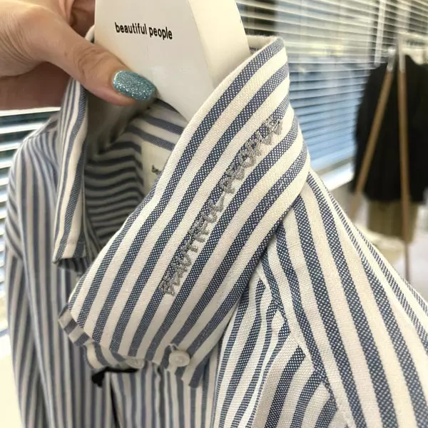 ビューティフルピープルの「cotton ox stripe emb tight shirt」