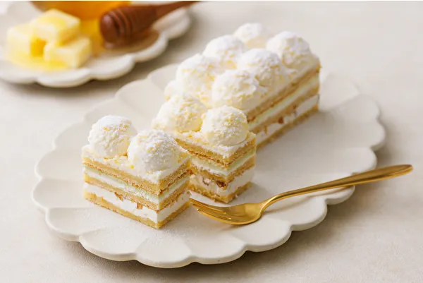 発酵バター×はちみつの芳醇スイーツブランド「BUTTER&bee」の季節限定「バタークリームケーキ」