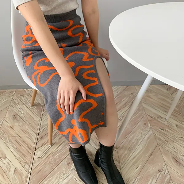 YMYMの「Joy Skirt」を着用した画像