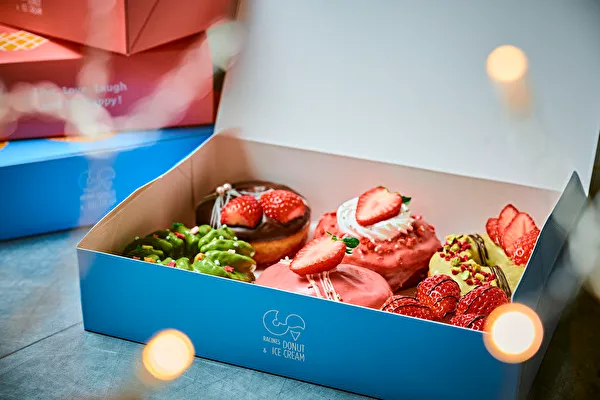 東京・南池袋の「ラシーヌ ブレッド＆サラダ」のクリスマス限定ドーナツ全6種類