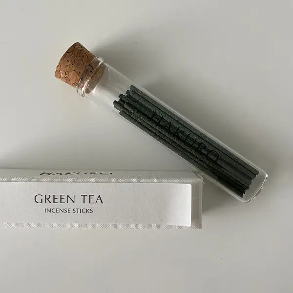 インセンスブランド「HAKURO（ハクロ）」のお香「INCENSE STICKS GLASS」緑茶