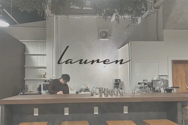 東京・蔵前にオープンしたフラワーショップ併設のカフェ「lauren」