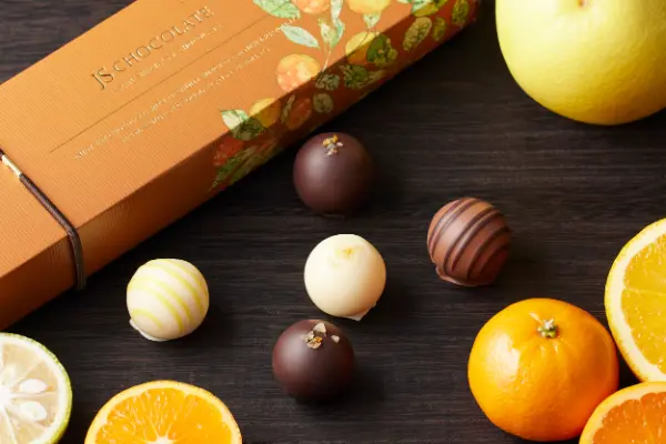 日本のこだわり素材を使ったショコラトリー「ジェイズチョコレート」のバレンタイン限定「柑橘のトリュフショコラ」