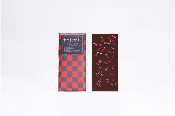 チョコレートブランド「green bean to bar CHOCOLATE」の2024バレンタインの新作チョコレートバー「フランボワーズ」