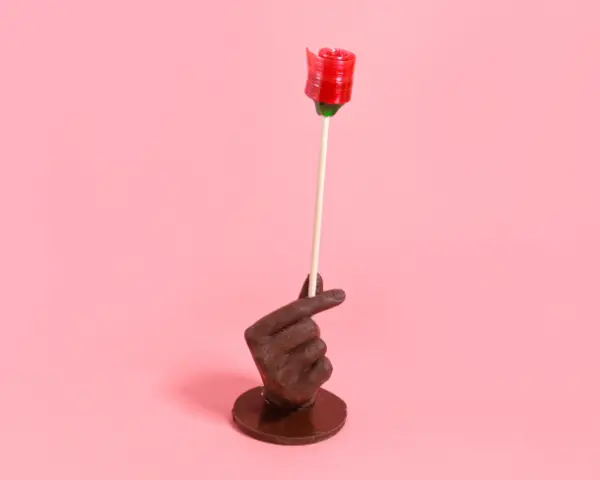 クラフトキャンディ専門店「パパブブレ」のバラをテーマにしたバレンタインアイテム「きゅんですチョコ」