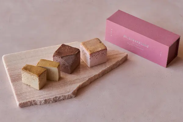 ミスターチーズケーキのバレンタイン限定アソートBOX「Mr. CHEESECAKE assorted 3-Cube Box Reve」