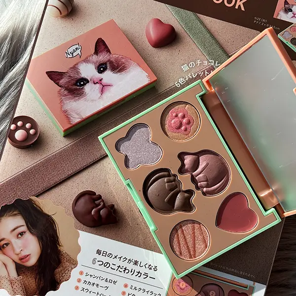 メリーチョコレートのブランドブック、『Mary's 猫のチョコレートみたいなメイクアップパレットBOOK』のメイクアップパレット