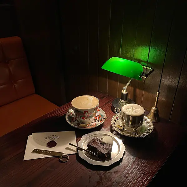 大阪・中崎町にある深夜喫茶マンサルドのメニュー