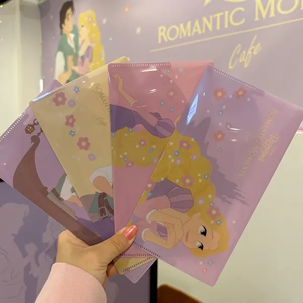 東京・新宿の「Rapunzel」Romantic Moments OH MY CAFEの「オリジナルマルチケース（全4種）」
