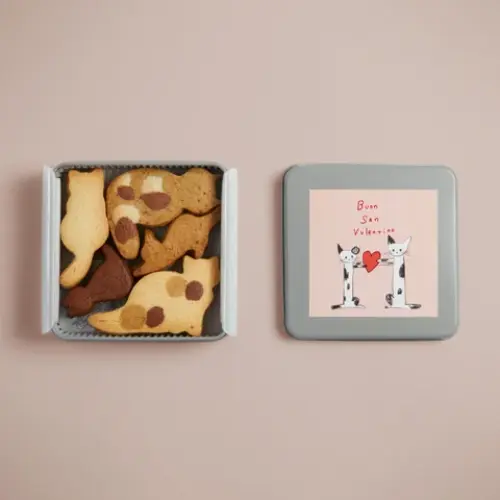 5種類の猫型クッキーをアソートしたukafeのクッキー缶、バレンタイン限定バージョン