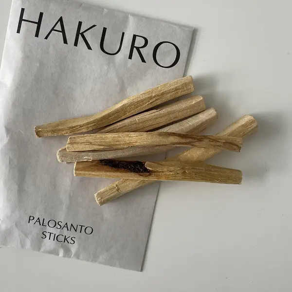 東京生まれのインセンスブランド「HAKURO（ハクロ）」のパロサント「PALOSANTO STICKS」