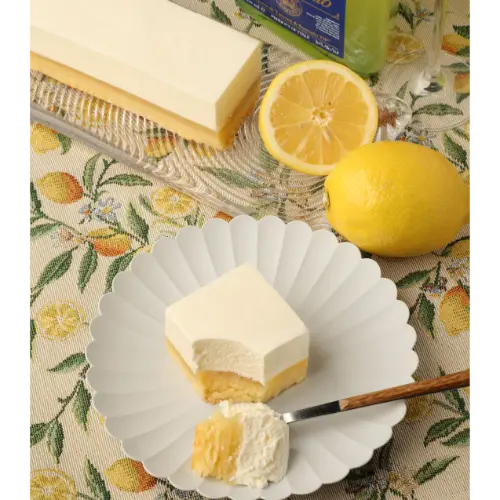 フランス人パティシエが作るパティスリー「CRIOLLO」のレモンフェアで販売される「レアチーズ・シトロン」