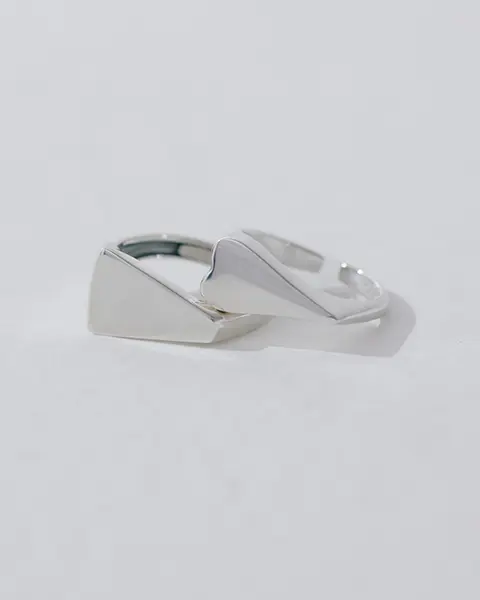 「quip queint」4th collection『connect』の「bravery ring」と「thorn ring」