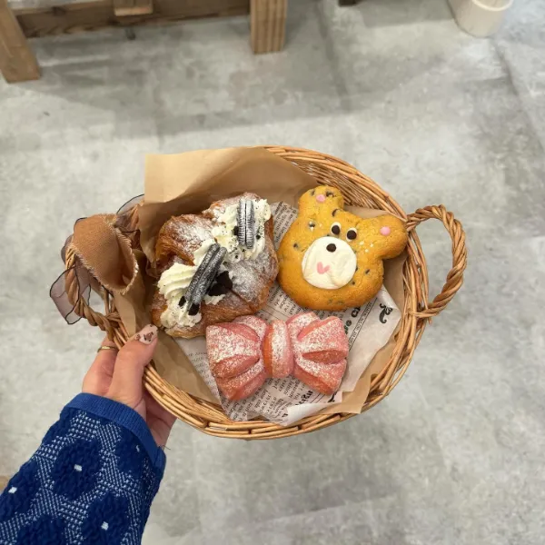 大阪・阿波座の「cafe mieeel」で食べられるパン