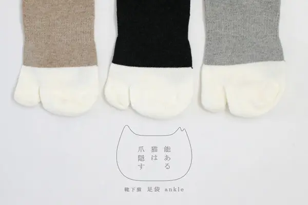 「NECOREPA/」の「脳ある猫は爪隠す ５本指足袋ソックス 靴下猫（アンクル）」