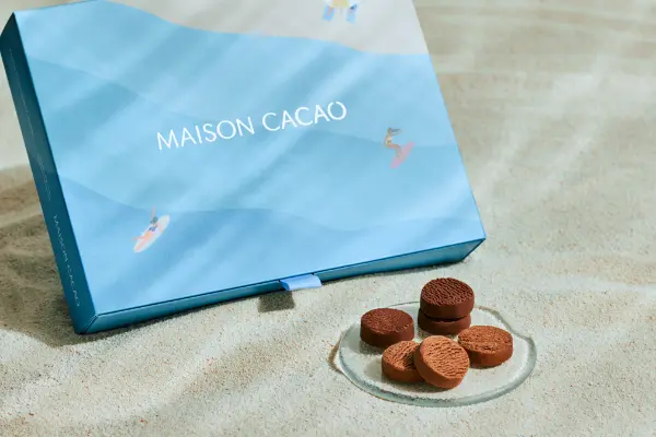 鎌倉「MAISON CACAO」2024サマーコレクション『BEACH』の「生チョコクッキー BEACH」