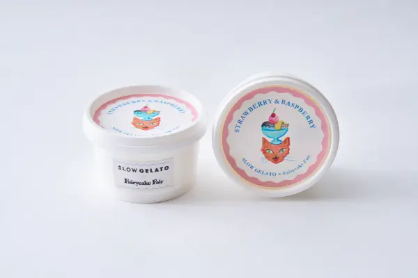 カップケーキとビスケットの店「フェアリーケーキフェア」と熊本のジェラート店「SLOW LABEL」がコラボした「みんなでアイス」シリーズ、ネコイラストのパッケージ