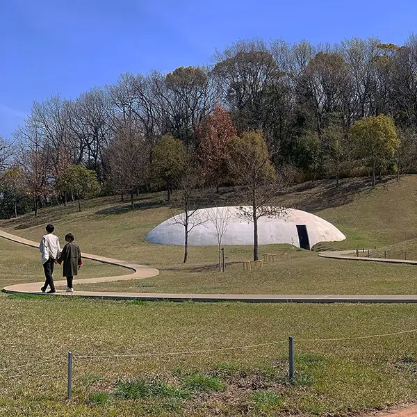 香川・豊島にある「豊島美術館」