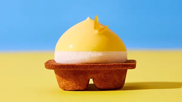 北海道発の生チーズケーキ「チーズワンダー」の夏限定フレーバー、瀬戸内レモンを使った「チーズワンダーイエロー」