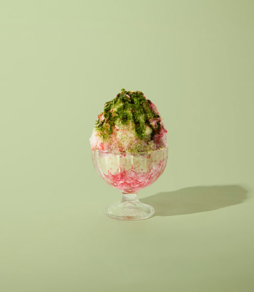 ukafeより6月22日から期間限定で発売される「苺のウカキ氷」『ヴィーガン』