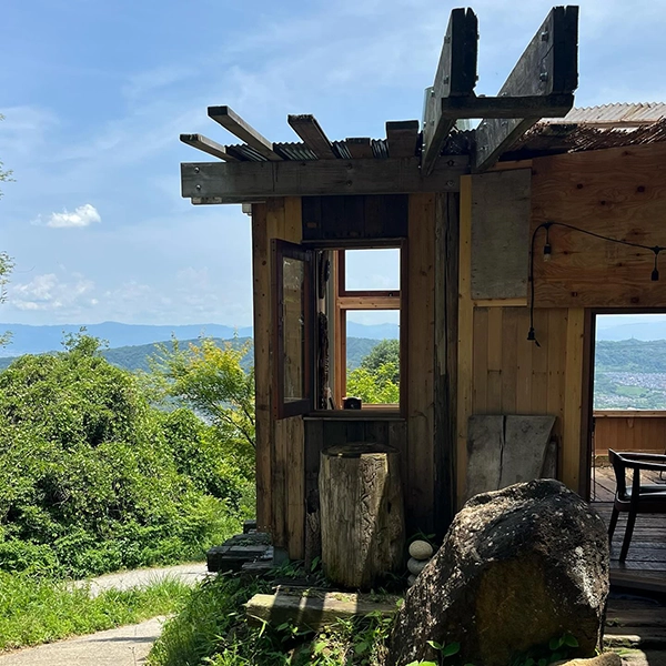 奈良・生駒「山岡ピザ」外観