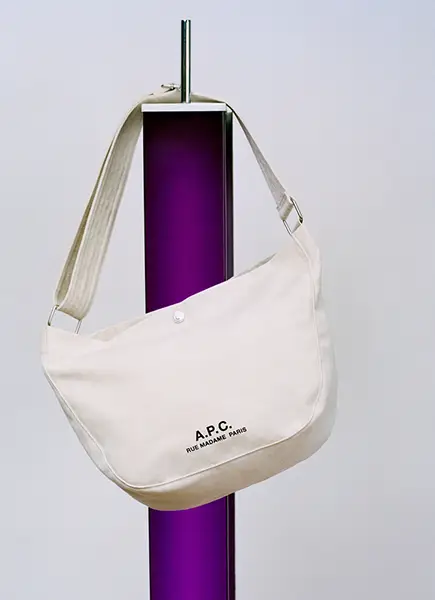 「A.P.C.」の「Journal バッグ」