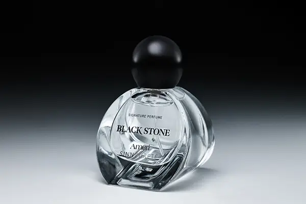 「シグネチャーパフューム　BLACK STONE　40mL」