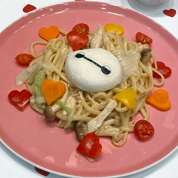 押上で開催される「ベイマックス」OH MY CAFEの「ハートフル和風クリームパスタ」