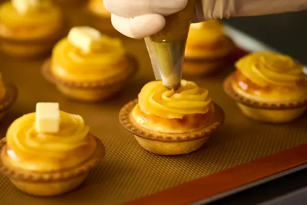 「BAKE CHEESE TART（ベイクチーズタルト）」の「焼きたてチーズタルト さつまいもバター」