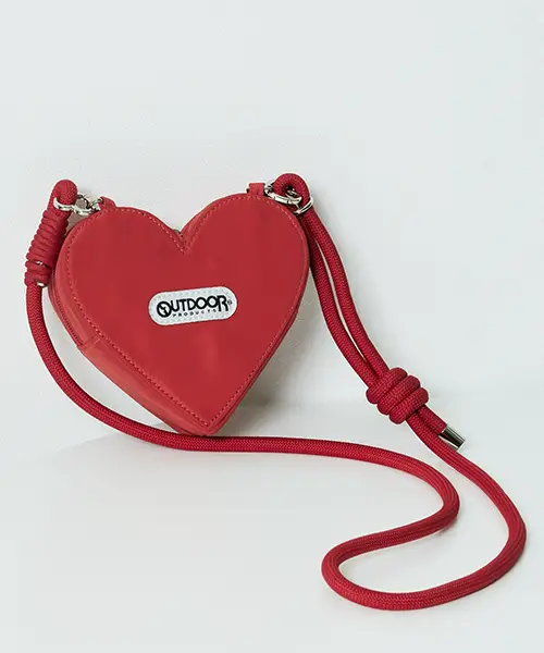 「BASICKS × OUTDOOR PRODUCTS × Firsthand」の「×BASICKS MINI HEART BAG」