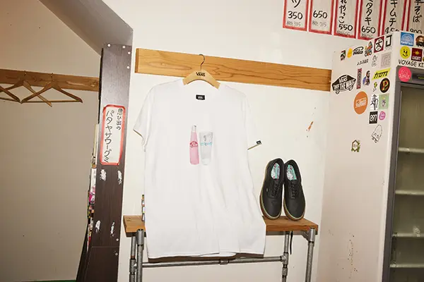 「VANS × 大衆食堂スタンドそのだ」の「Diner Sonoda TEE」