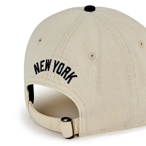 「MoMA Design Store（モマデザインストア）」と「NEW ERA（ニューエラ）」のコラボレーションキャップ「NY ヤンキースキャップ レトロクラウン 9FIFTY MoMA Edition」